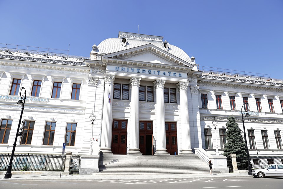 Admiterea la studii universitare de LICENȚĂ pentru absolventii de liceu  din Republica Moldova